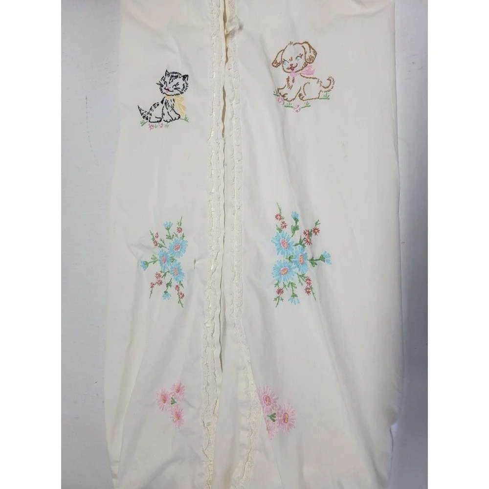 Vtg 70s Embroidered hanging diaper holder Puppy Kitten Floral